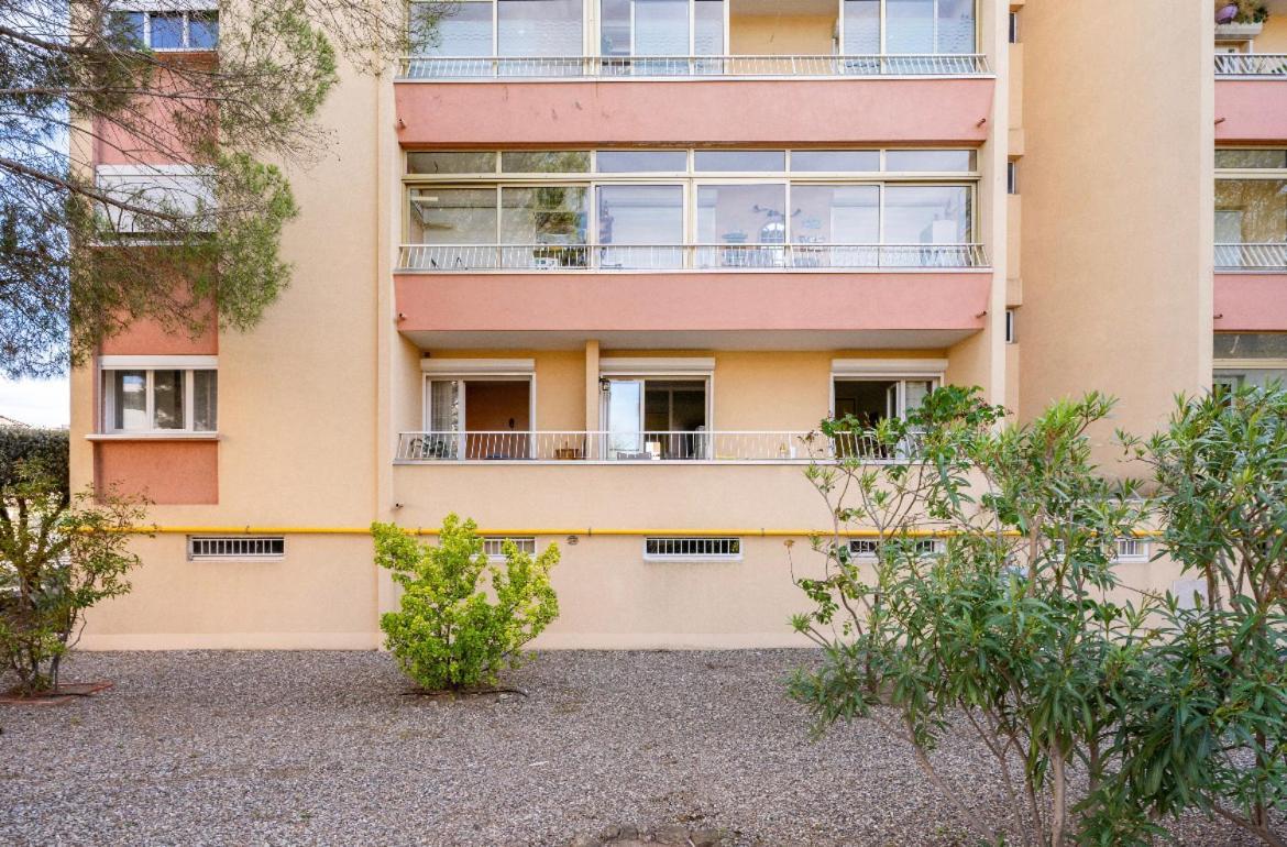 Joli T2 Tres Proche De La Plage De Frejus Luaran gambar